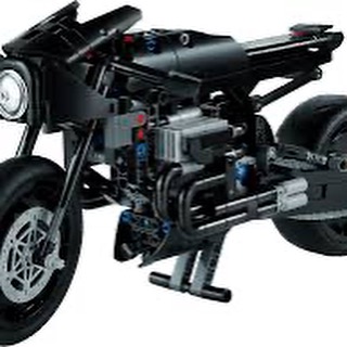 LEGO Technic 42155 - The Batman BatCycle 2